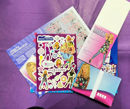 Hannah Montana party invitation kit